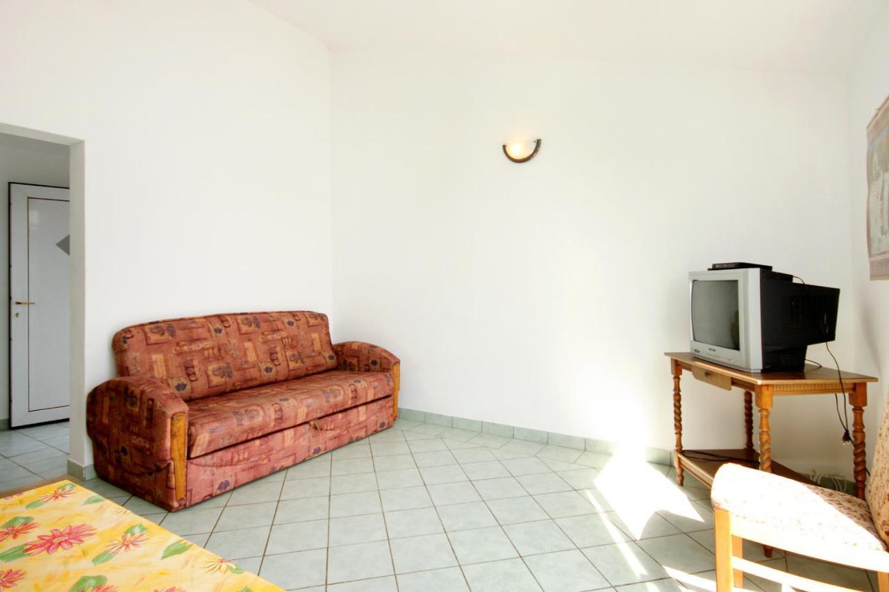 Apartments By The Sea Zavalatica, Korcula - 247 Exterior foto